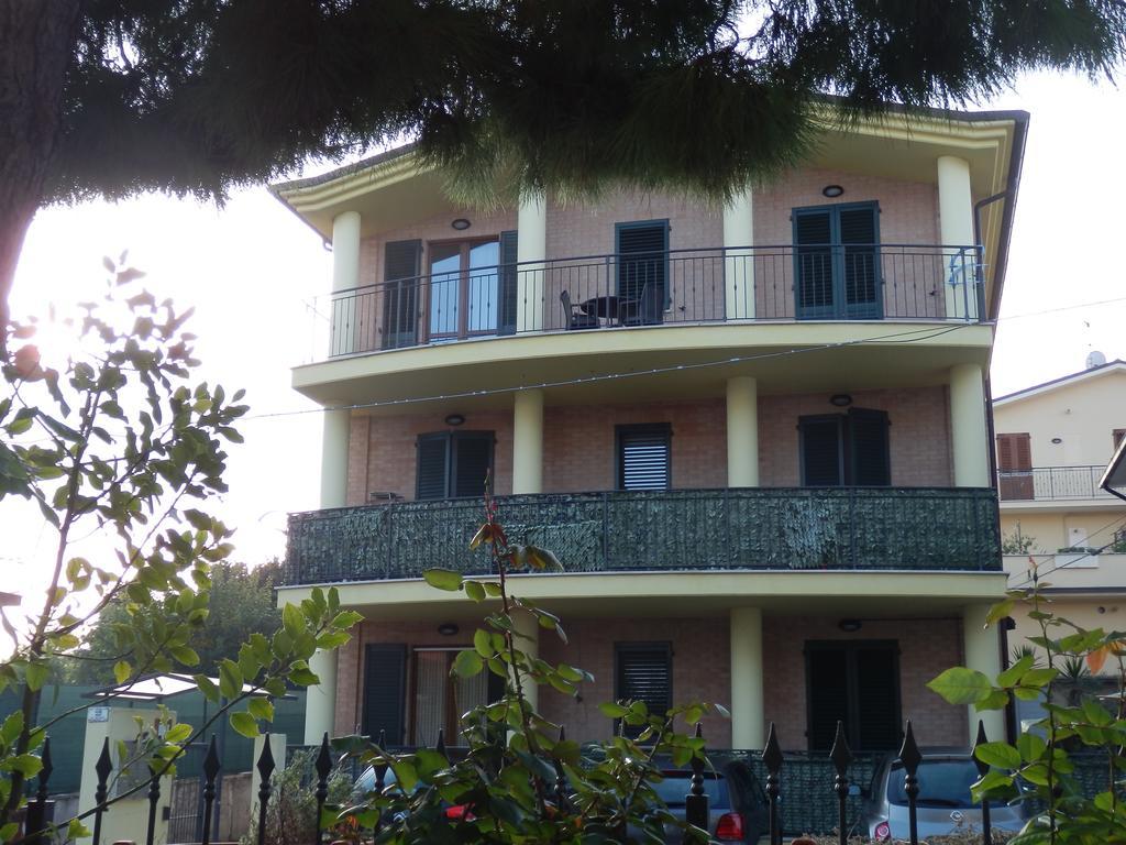 Casavacanze Azzurro Mare Porto SantʼElpidio Zewnętrze zdjęcie